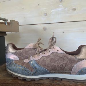 Coach Kicks! Size 10, Worn once.